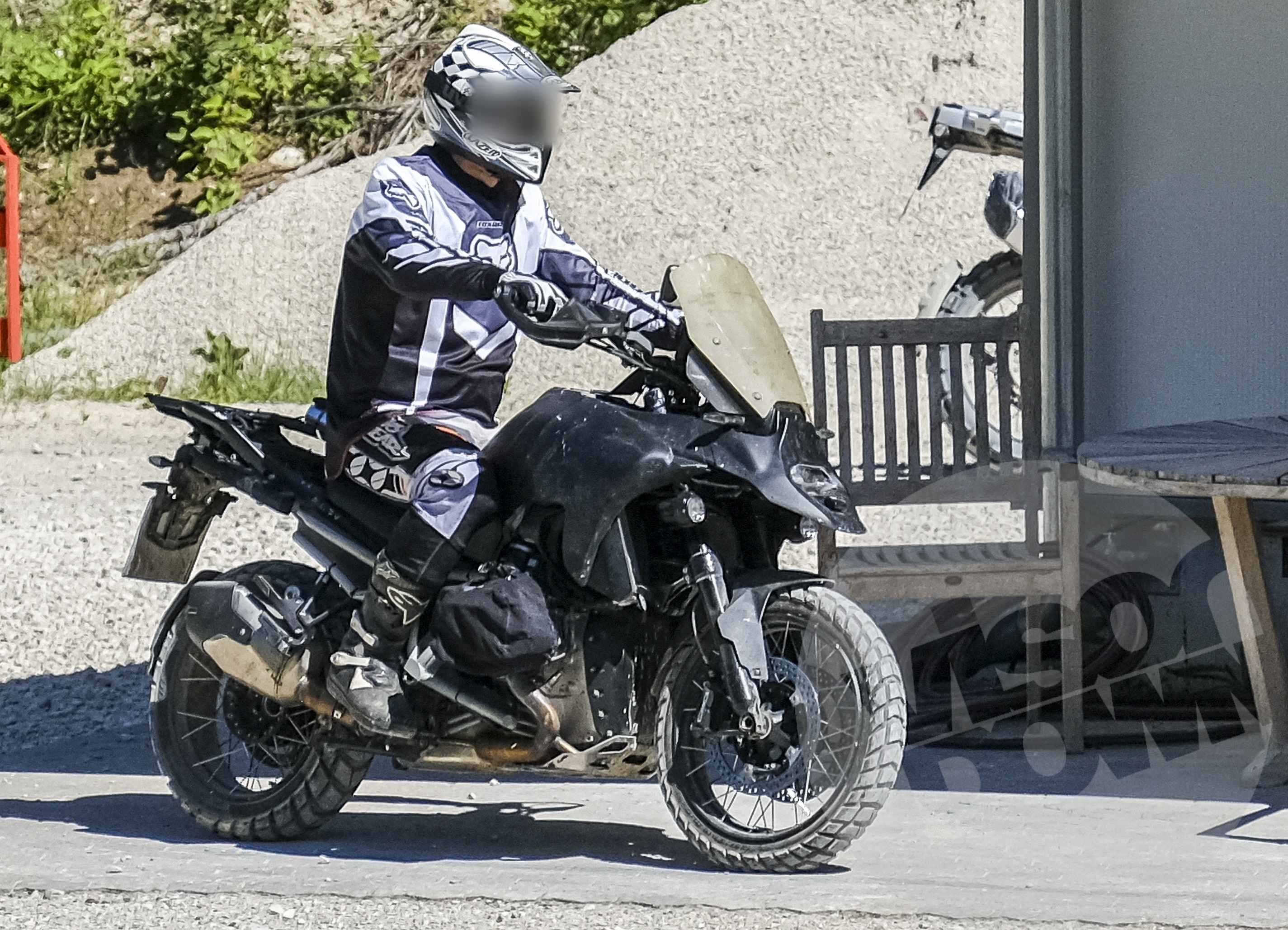 Exclusive BMW R 1300 GS spied for the first time! Visordown